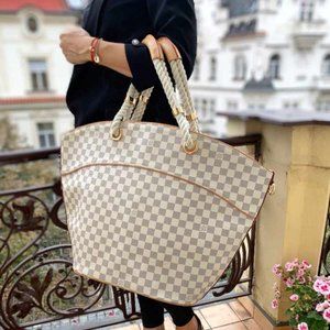 LOUIS VUITTON Azur Damier Canvas Pampelonne GM